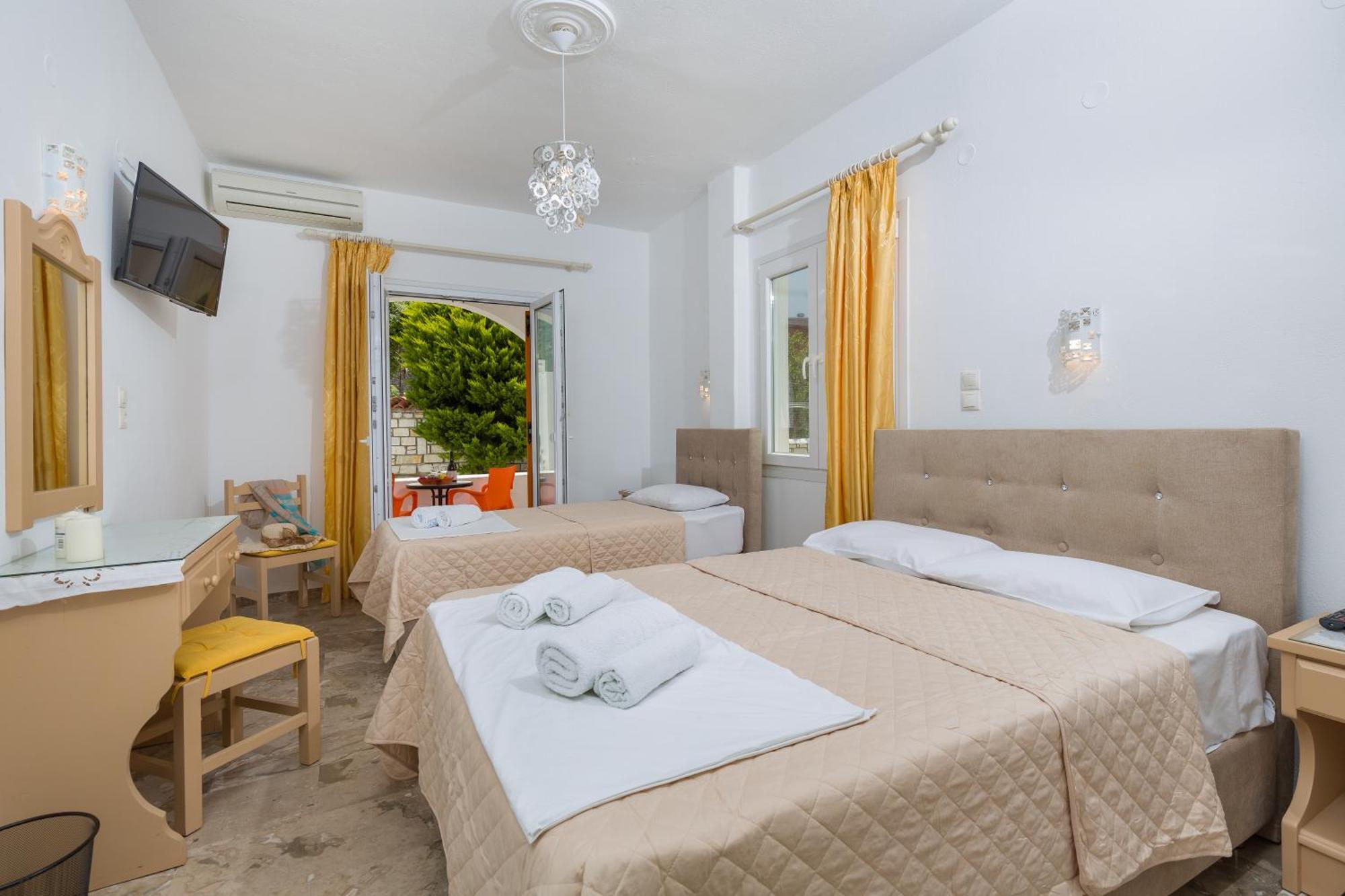 Vassiliki Rooms Páros Exterior foto